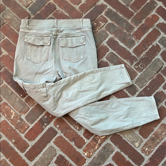 Spanx Stretch Twill Cargo Pants Size XL - Picture 5 of 5